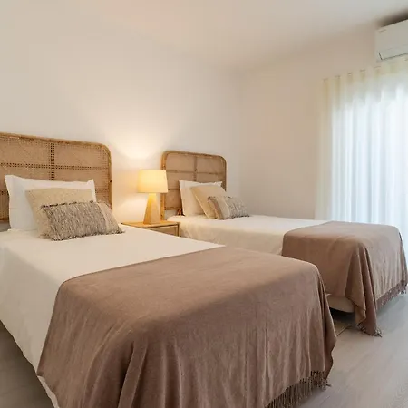 Poolside - Golf & Tennis Court & Pool View Appartement