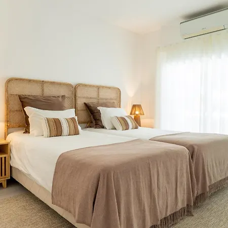 Appartement Poolside - Golf & Tennis Court & Pool View