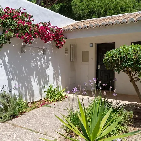 Poolside - Golf & Tennis Court & Pool View Appartement Albufeira
